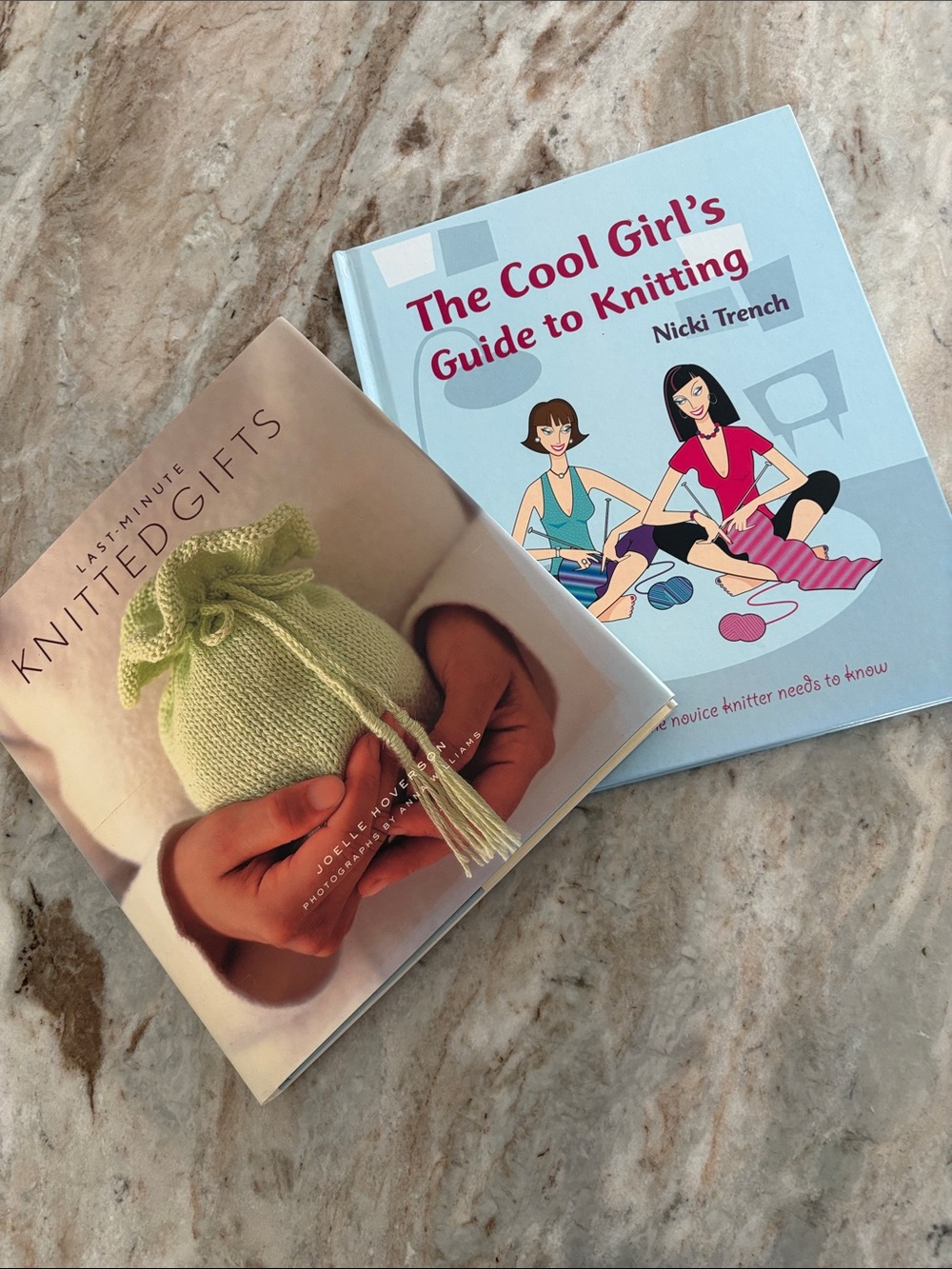 Knitting Guide Book for Women NEW